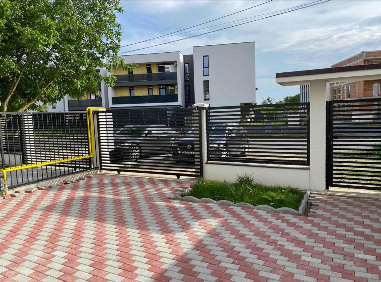 Meta Port Apart Timisoara Ngoại thất bức ảnh